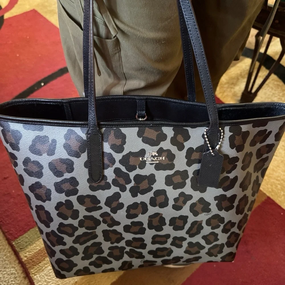 Coach Leopard Print Tote and Wallet - Black and Brown - Picture 5 of 6